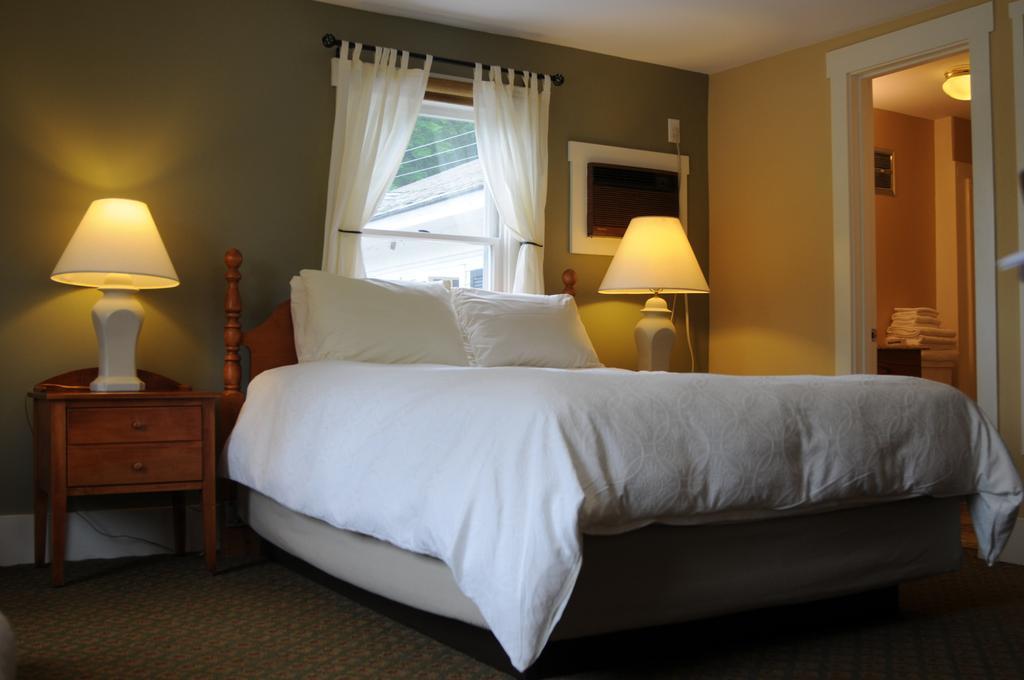 Purity Spring Resort Madison Room photo